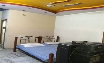 Hotel Vaibhav Lodge