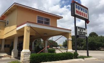 Tower Motel