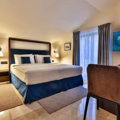 Junior Suite With Mountain View Hotel California Promo Code