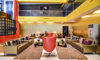 Bollywood Design Hotel - Landmark Suites
