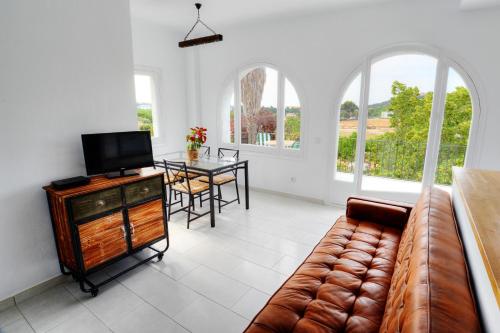 两卧室公寓 - 带露台