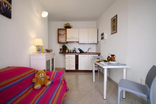 一卧室公寓-带露台-121，Strada Comunale Poggi