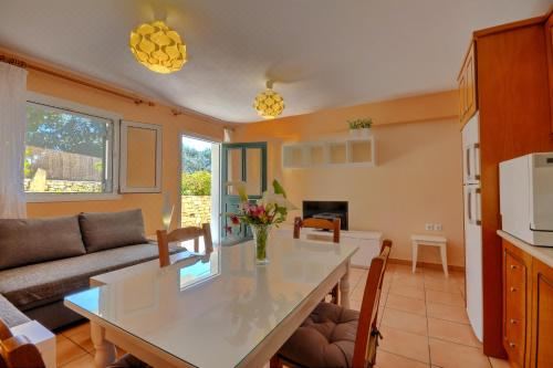 Galazio Sunset Villas Comfort Double Room