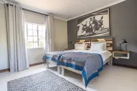 Damara Mopane Lodge Hotel di 