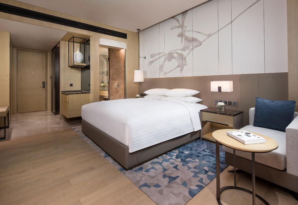 Courtyard by Marriott Shanghai HongqiaoPremier King Room