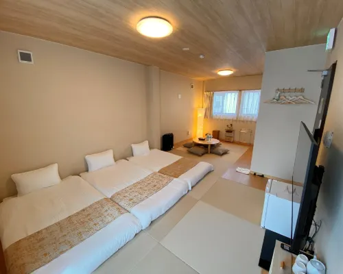 Ajito Hostel & CafeBar Hotels in Shingū