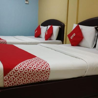 Suite Keluarga Kupon OYO 44016 Rafik Ali Motel