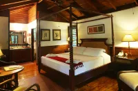 The Lodge at Pico Bonito Hotel a 