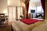 Ostsee-Rittergut-Rügen - BinzHotel & OrdensKapelle