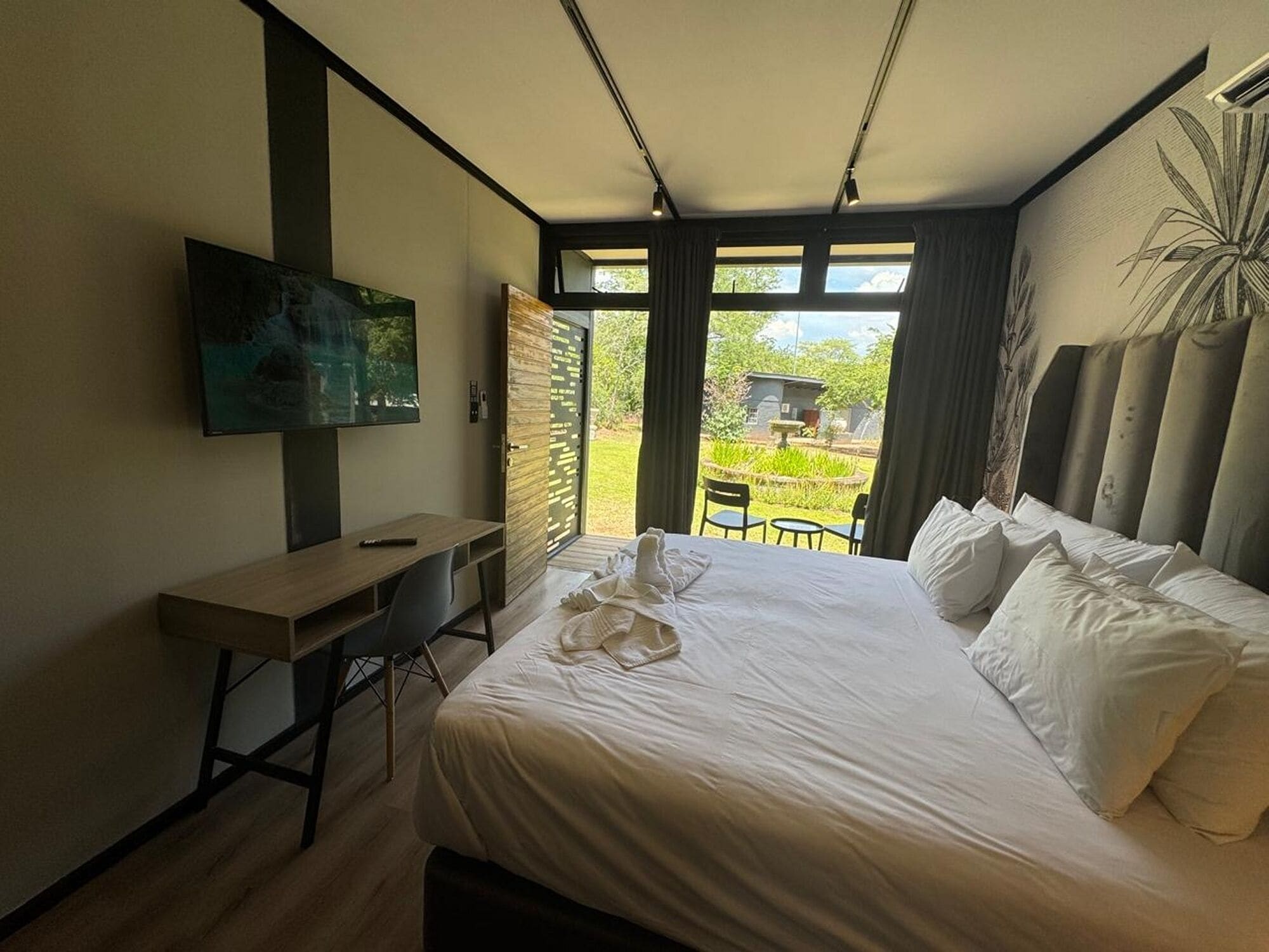 豪华双床房， 2 张单人床