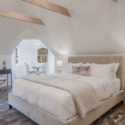 Premium Studio Suite The George Promo Code