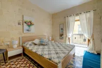 Central and Cosy 2Br Apt in Valletta by Buena Vista