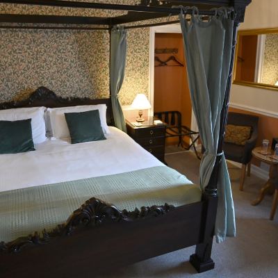 蜜月雙人房（四柱床） 牛頓大廈酒店優惠