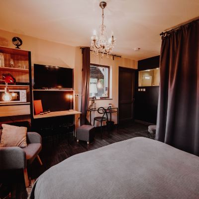 Panoramic Double Room, Hot Tub At Home Promo Code