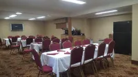 Sunday House Inn and Suites