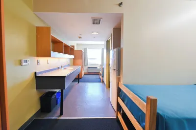 Residence & Conference Centre - Kingston Hotels in 