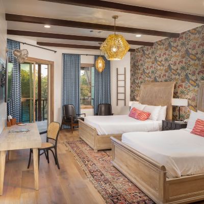 Treetop Double Queen Camp Lucy Promo Code