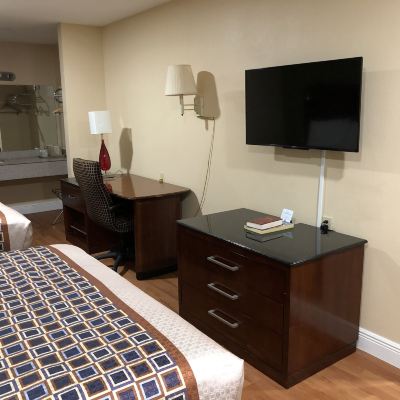 Standard Double Room Jackson Inn Promo Code