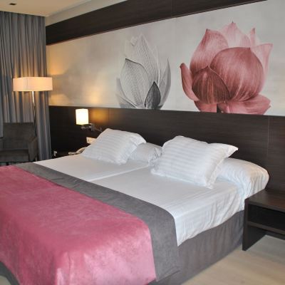 Standard Room, 2 Twin Beds Brea's Hotel Promo Code