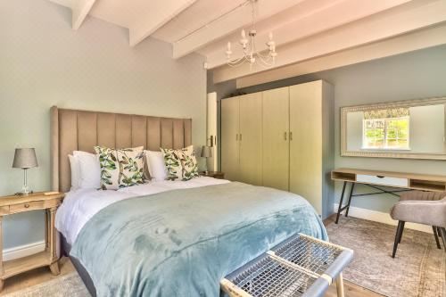 No 10 Sandalwood Cottage