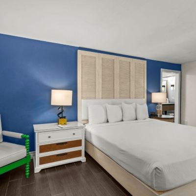 Room, 1 King Bed, Lanai (Bayside) Paradise Point Resort & Spa Promo Code
