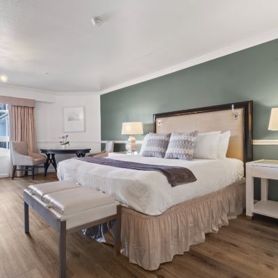 King Room Ascot Suites Promo Code