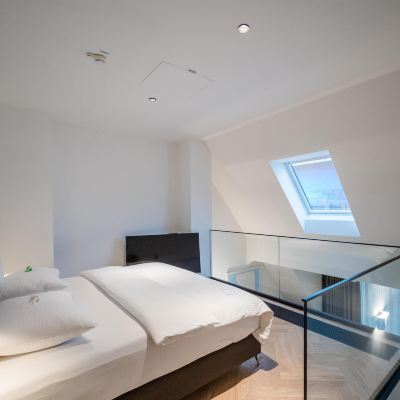 Deluxe Pool Suite Hotel Maximilian’s Promo Code