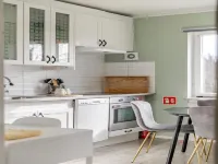 Charming 2-Bedroom Apartment in Rejmyre with Garden View Hôtels à : 