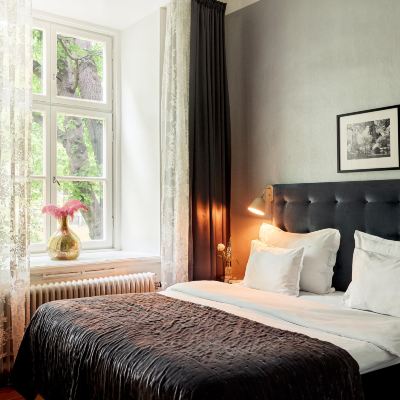 1 King Bed,Non-Smoking,Executive Room,Sofabed,High Speed Internet Access,Coffee Maker Nofo Hotel Promo Code