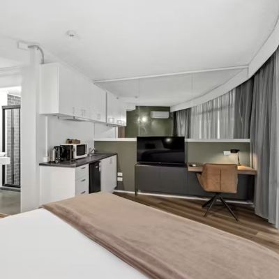 Standard Queen Room Madison Hotel Tower Mill Promo Code
