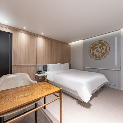 Late Check-in (No Priority Parking) (Random Room Assigned, Uhd 4 King Smart Tv) Changwon Myeongseodong Hotel Goguryeo Promo Code