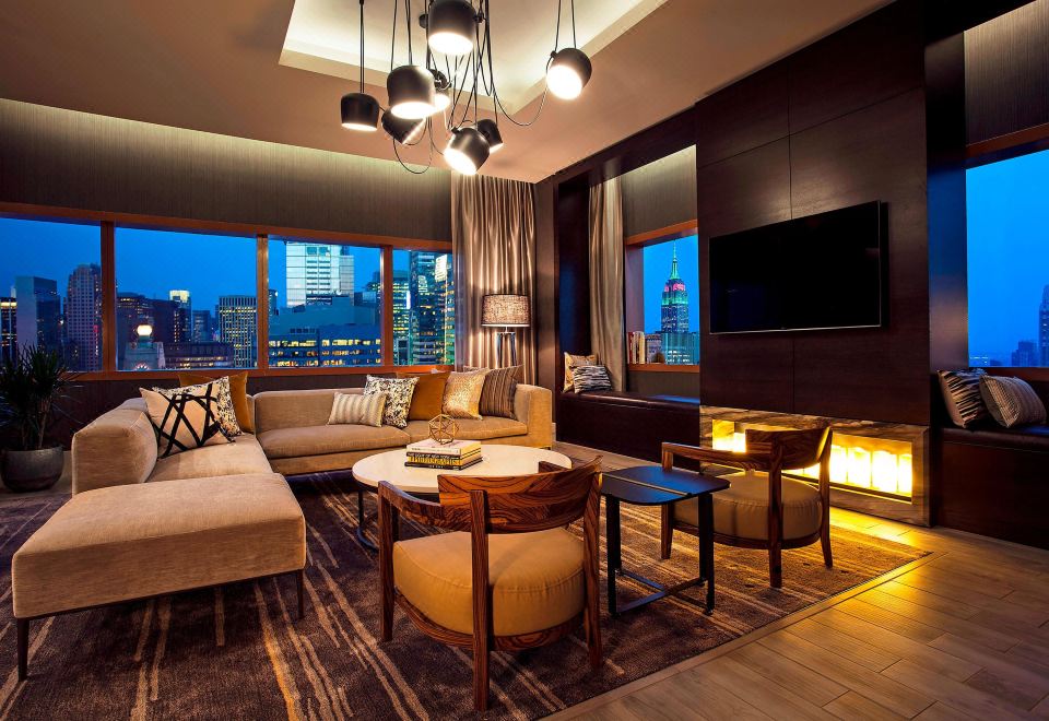 The Westin New York at Times SquareSuite, 1 King, Empire State View, Skyline View, Corner Room