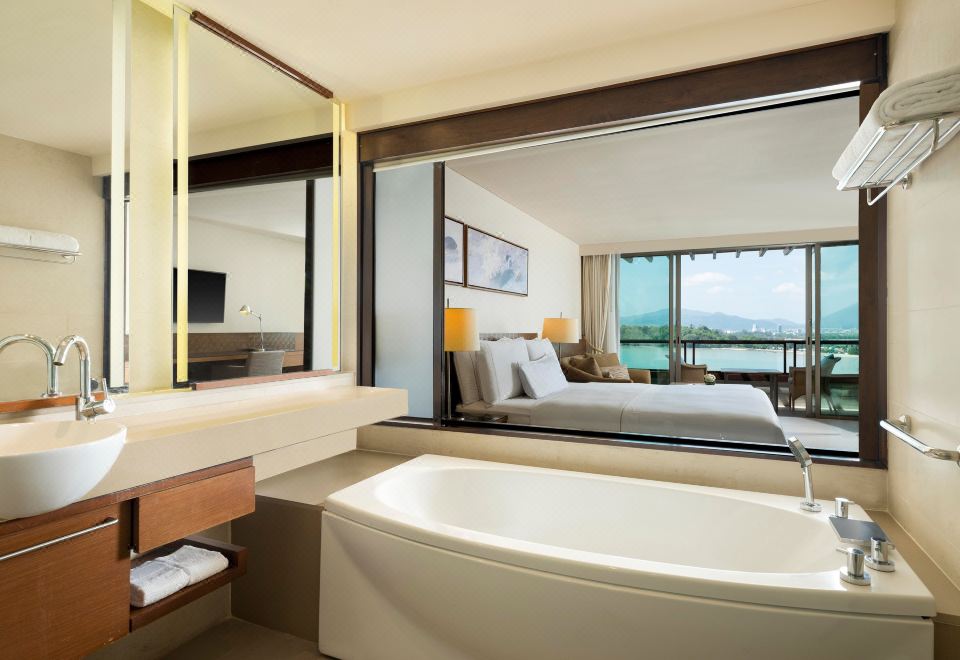 The Westin Siray Bay Resort & Spa, PhuketOceanfront View, Guest Room, 1 King