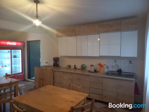 带阳台的双床房