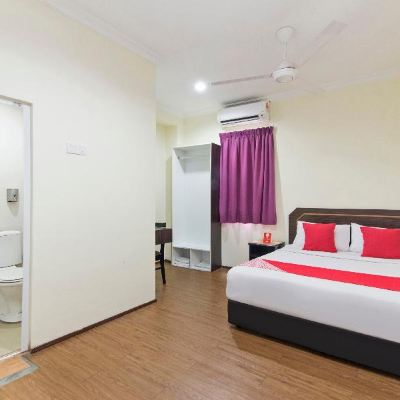 Bilik Standard Queen dengan Tingkap Kupon OYO 90422 T-signature Hotel Kuala Lumpur