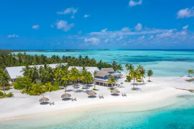 Rahaa Resort Maldives Отели в г. 