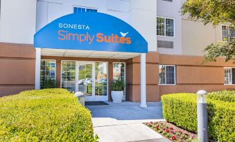 Sonesta Simply Suites Memphis East Poplar Pike