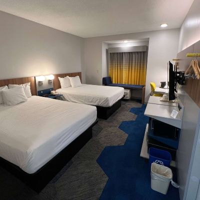 2 Queen Beds, Mobility Accessible Room, Roll-in Shower, Non-Smoking