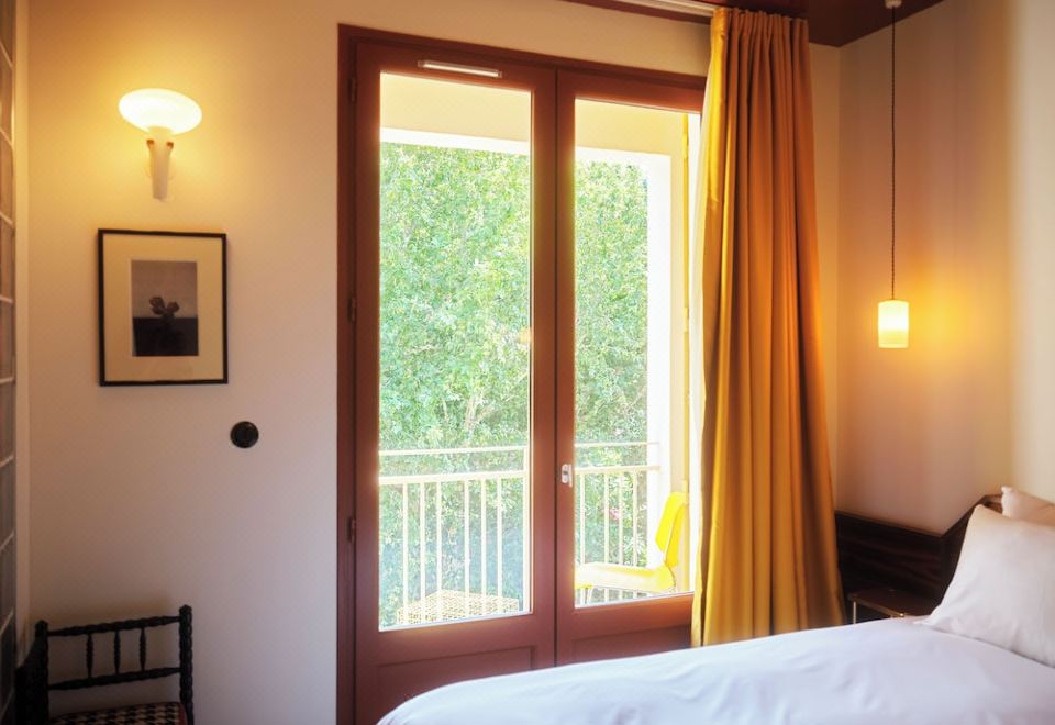 客房（帶陽台）（大床）