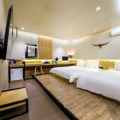 Family Twin (Ace Duotech Double + Single Bed, 4 King Tv) (Bathtub) 노이 호텔 쿠폰