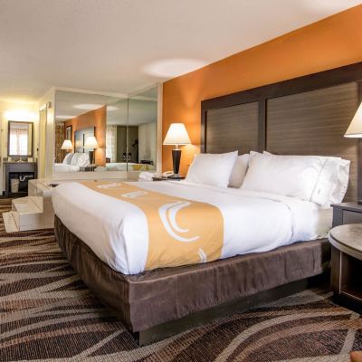 Premium Room, 2 Queen Beds, Non Smoking, Fireplace Quality Inn Creekside - Downtown Gatlinburg Promo Code