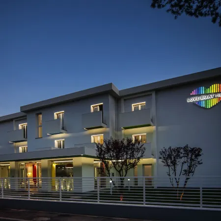 Love Boat Hotel - the Original