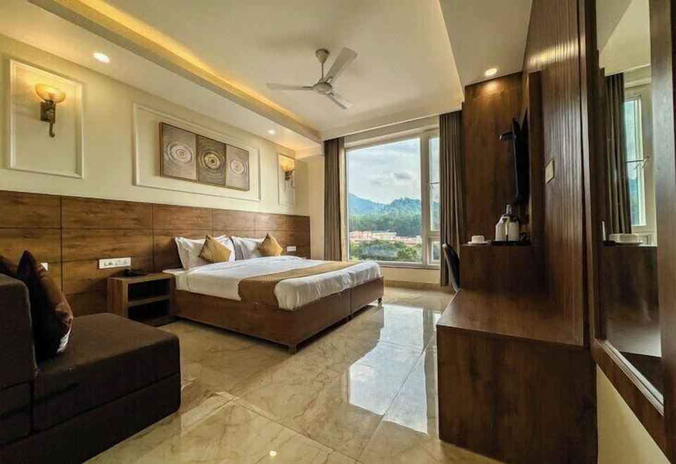 Hotel Nirvana Bliss, Behind Parmarth NiketanPremium Double Room