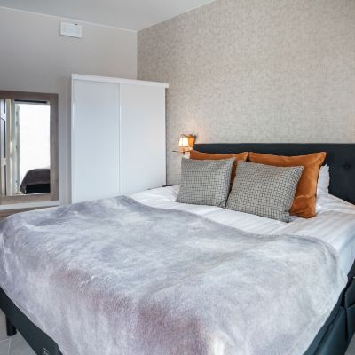 Vispring Suite, Sauna Santa Claus Holiday Village Promo Code