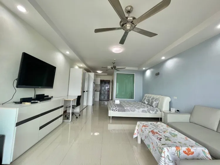 สตูดิโอพร้อมวิวทะเล