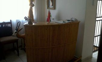 Roba Monakedi Guest Lodge - Housity
