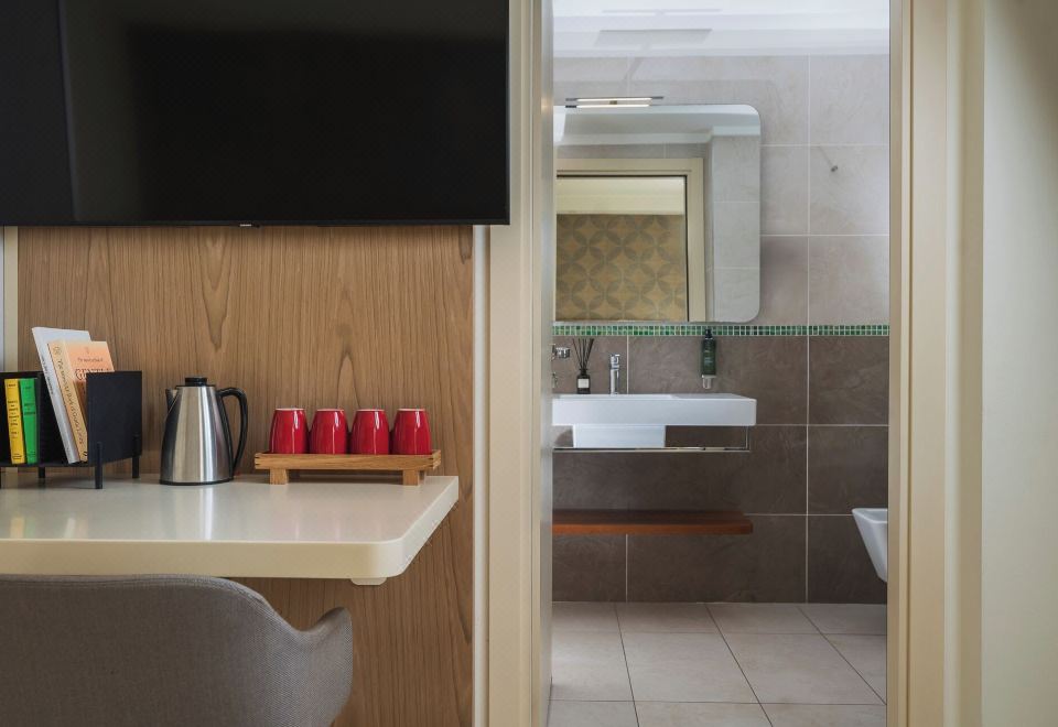 豪华三人房， 多张床