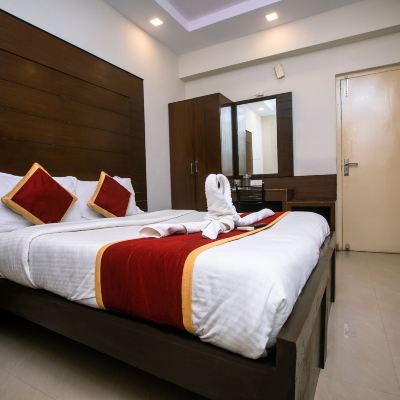 Business Double Room With Double Bed Orion Residency Promo Code
