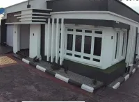 2 Bed Luxury Apartment-Internet Security& Parking Hotel di 