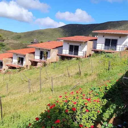 Cabañas hermosa vista Oceano-Montaña